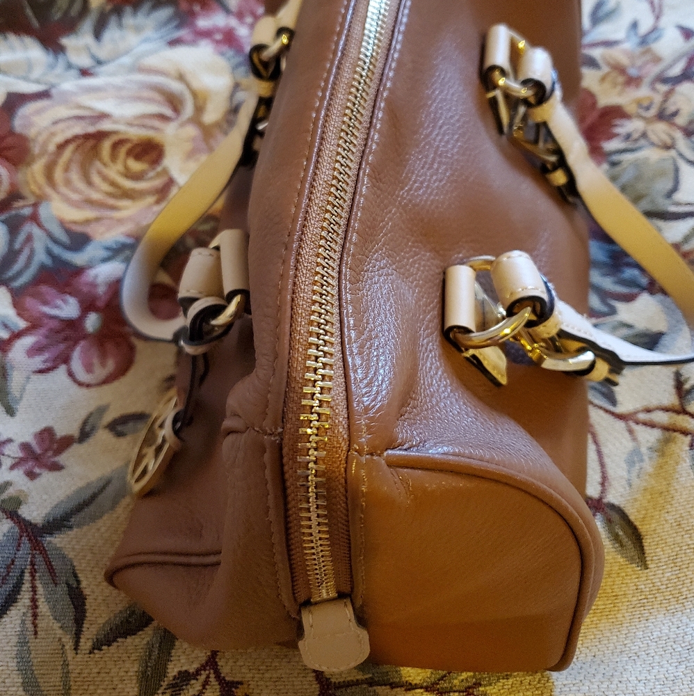 Michael Kors tan leather satchel NWOT - Picture 3 of 4